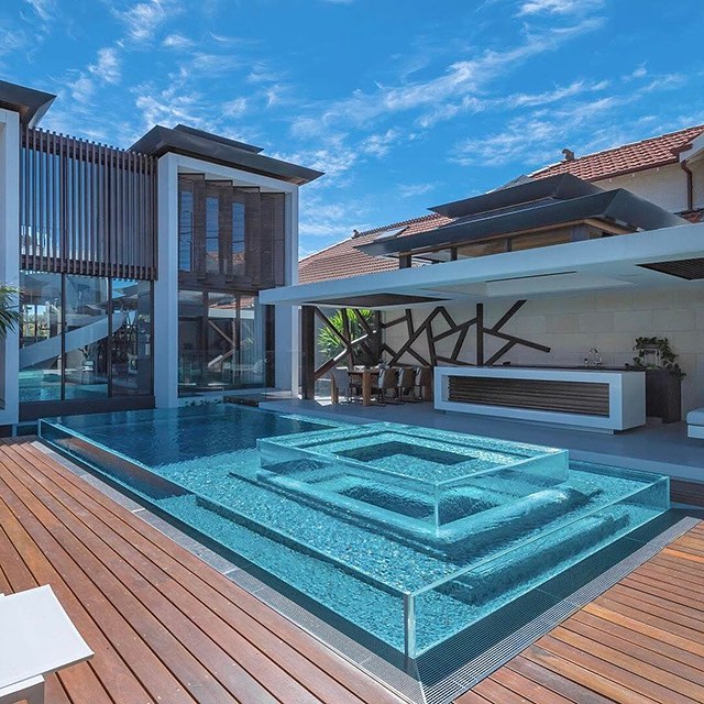 Piscina de acrílico do pátio da família